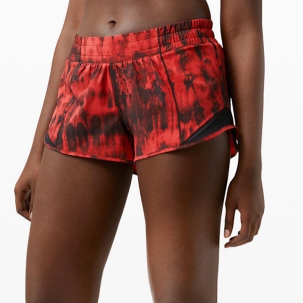 Lululemon Hotty Hot Shorts *Game Day Size 8